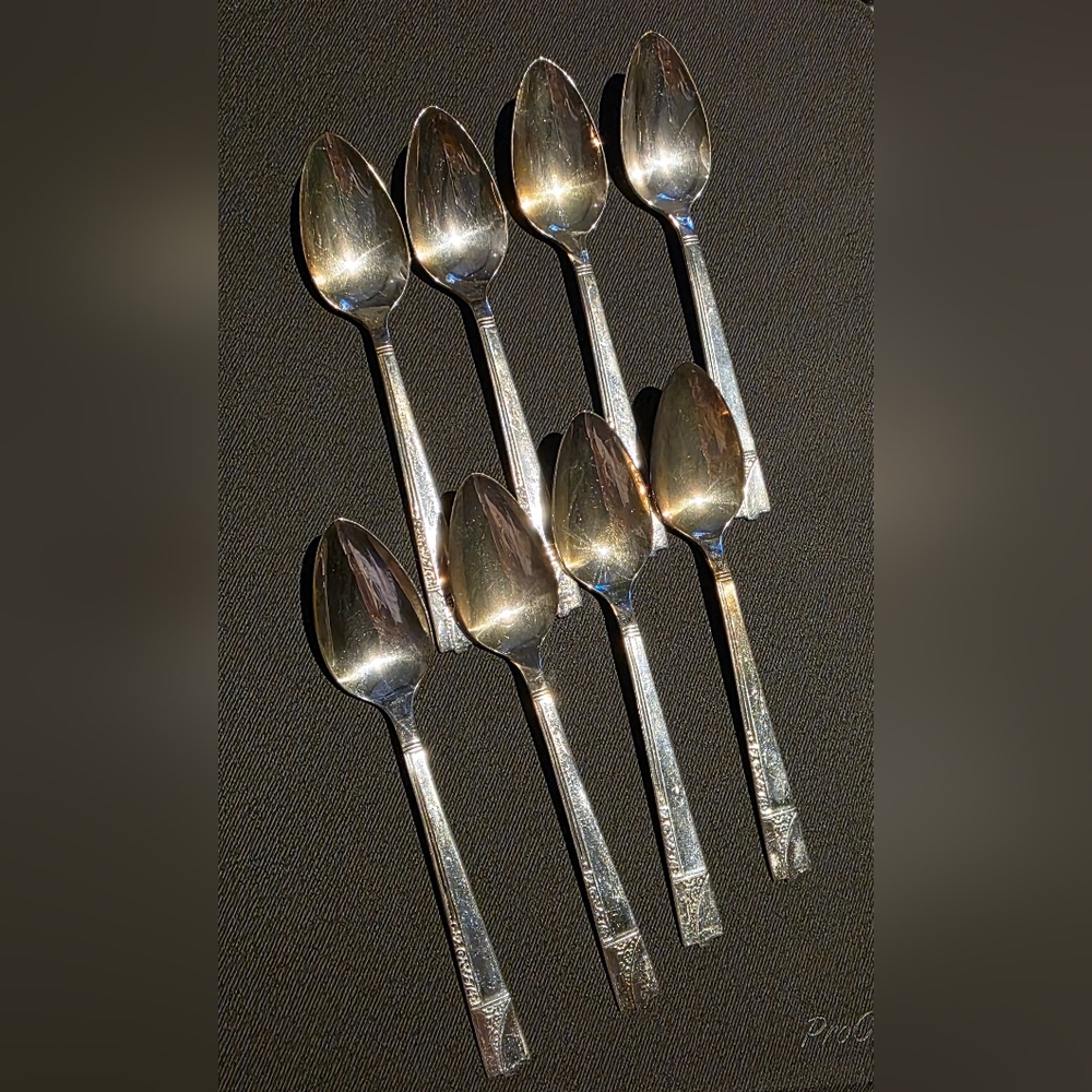 Set of Small 4 Inch Nobility Plate Caprice Silver Spoons X 8